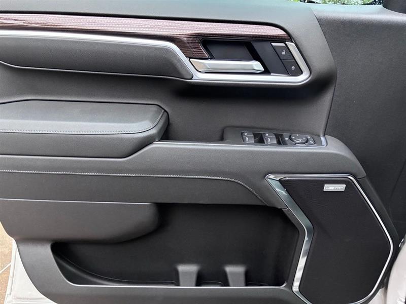 Chevrolet Silverado 1500 RST Crew Cab 4WD 2026