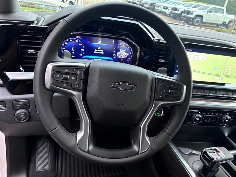 Chevrolet Silverado 1500 RST Crew Cab 4WD 2026