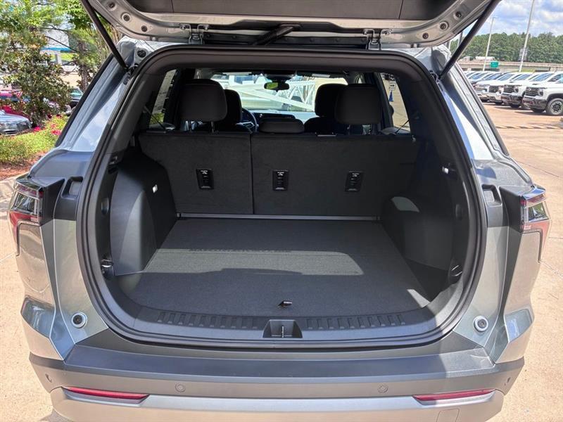 Chevrolet Equinox LT 2WD 2027