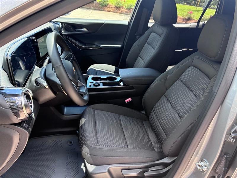 Chevrolet Equinox LT 2WD 2027