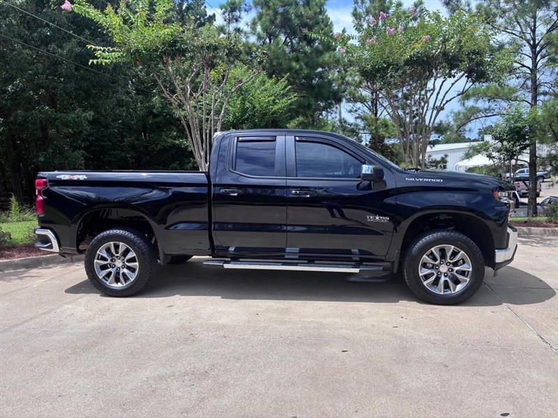 Chevrolet Silverado 1500 LT Double Cab 4WD 2021