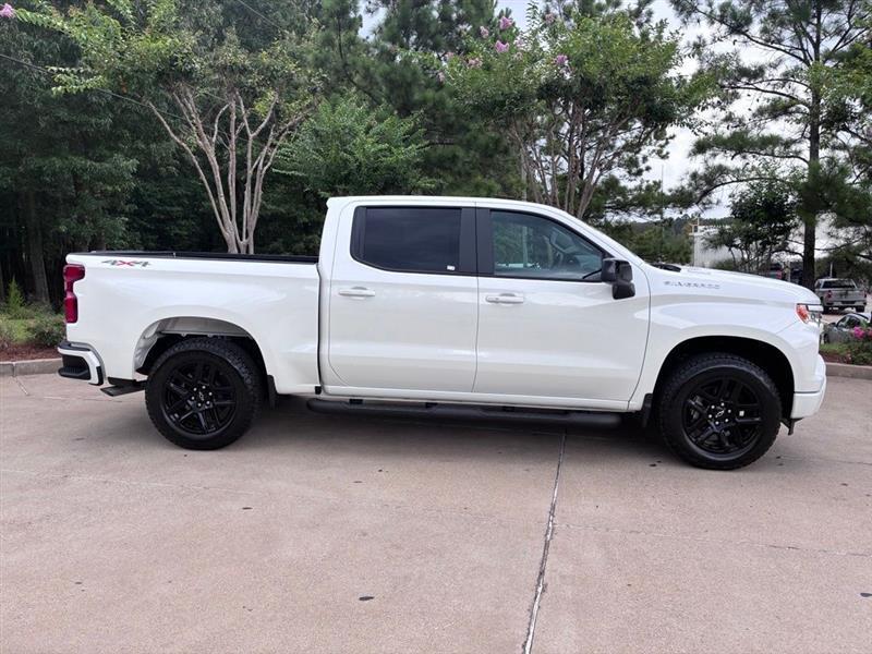 Chevrolet Silverado 1500 RST Select Package Crew Cab 4WD 2026