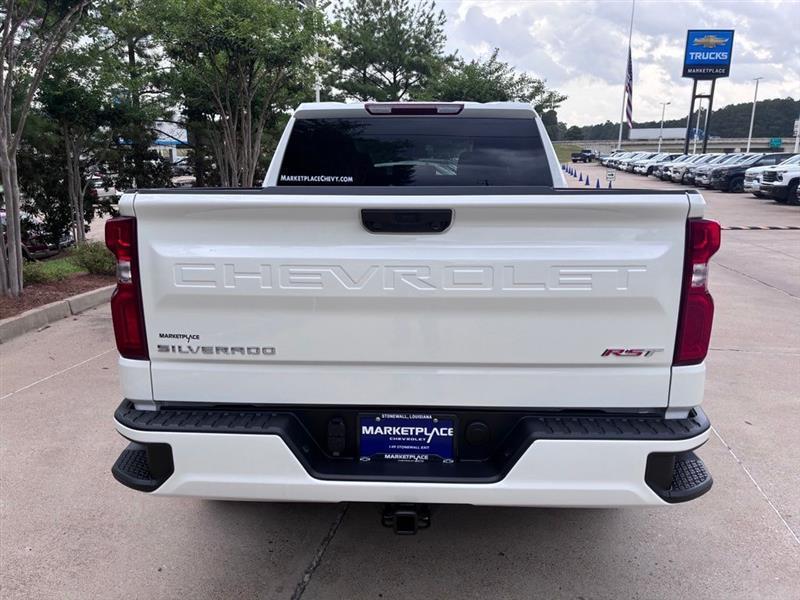 Chevrolet Silverado 1500 RST Select Package Crew Cab 4WD 2026