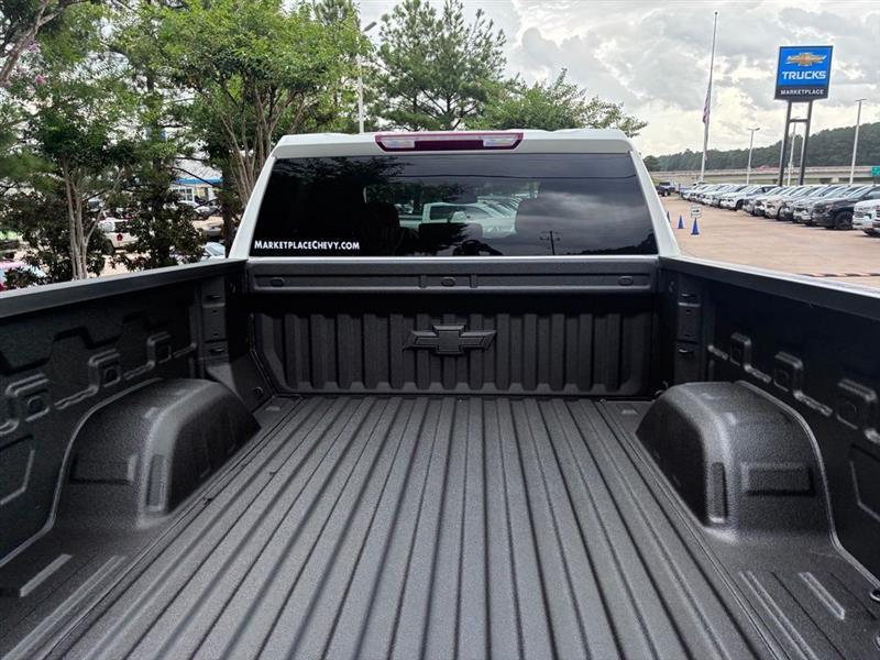 Chevrolet Silverado 1500 RST Select Package Crew Cab 4WD 2026