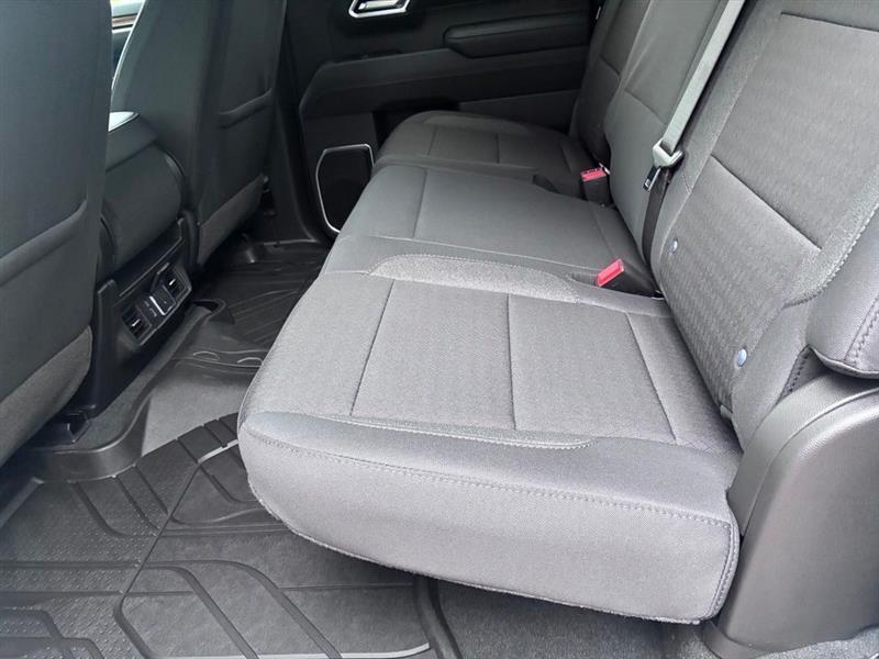 Chevrolet Silverado 1500 RST Select Package Crew Cab 4WD 2026
