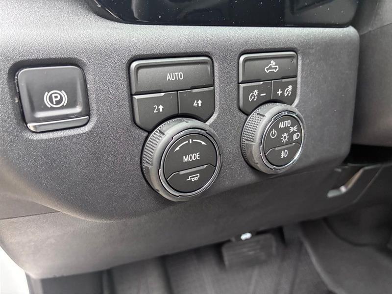 Chevrolet Silverado 1500 RST Select Package Crew Cab 4WD 2026
