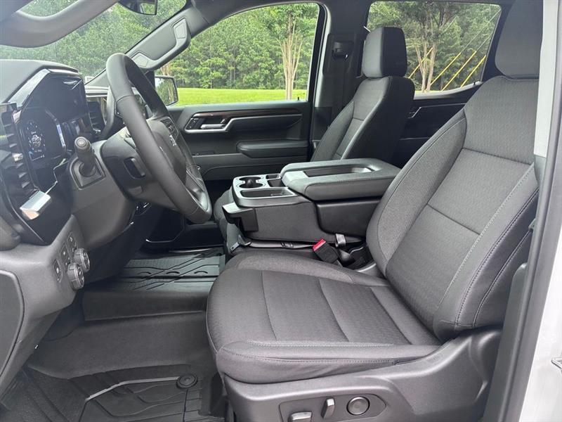 Chevrolet Silverado 1500 RST Select Package Crew Cab 4WD 2026