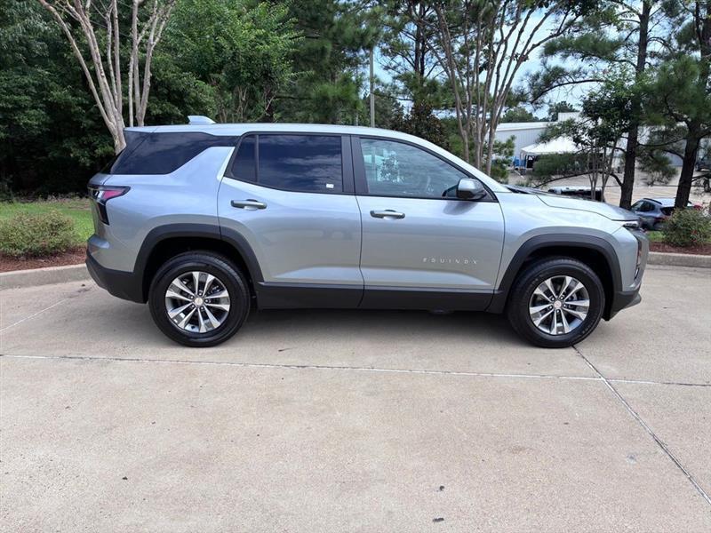Chevrolet Equinox LT 2WD 2027