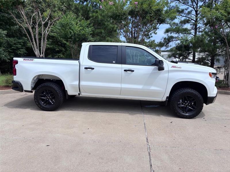 Chevrolet Silverado 1500 Trail Boss LT Crew Cab 4WD 2026