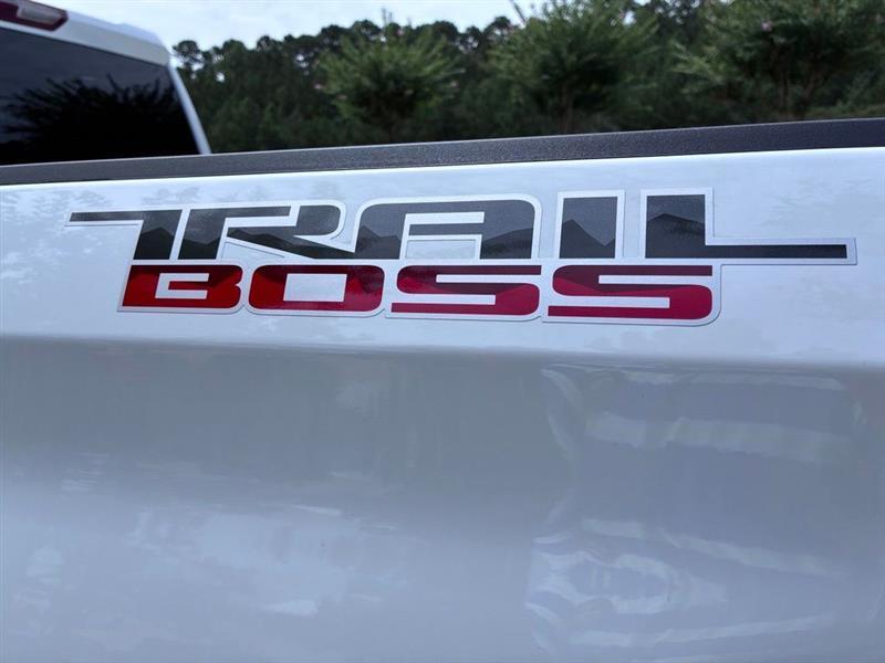 Chevrolet Silverado 1500 Trail Boss LT Crew Cab 4WD 2026