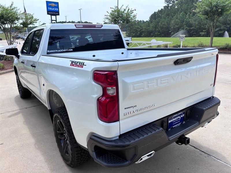 Chevrolet Silverado 1500 Trail Boss LT Crew Cab 4WD 2026