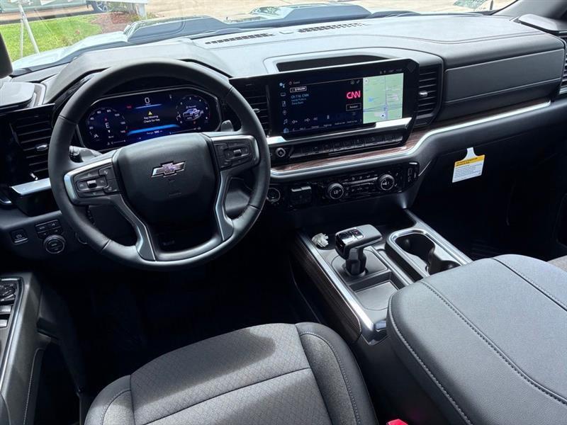 Chevrolet Silverado 1500 Trail Boss LT Crew Cab 4WD 2026