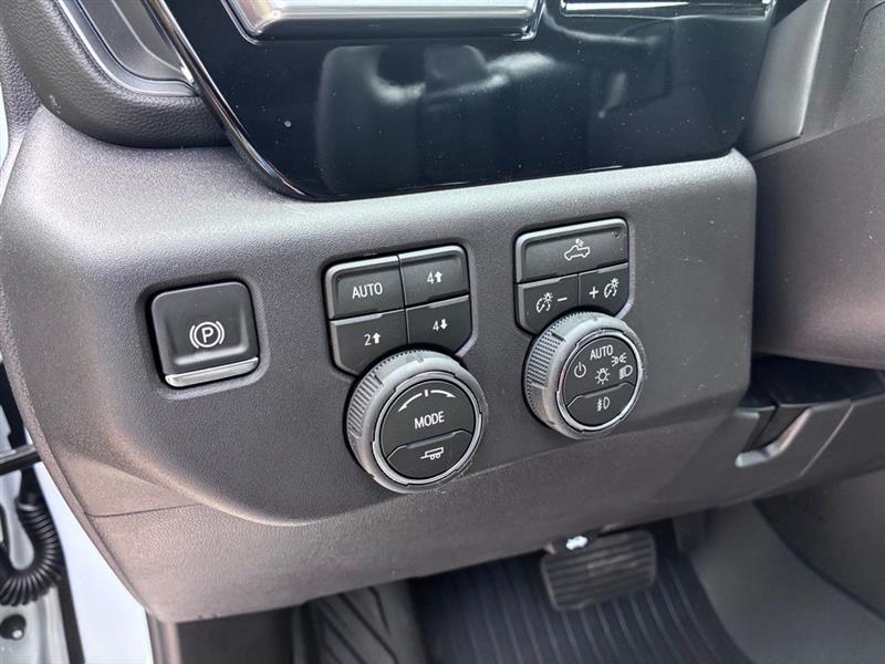 Chevrolet Silverado 1500 Trail Boss LT Crew Cab 4WD 2026