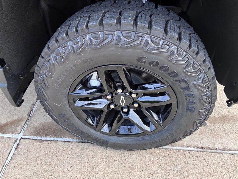 Chevrolet Silverado 1500 Trail Boss LT Crew Cab 4WD 2026