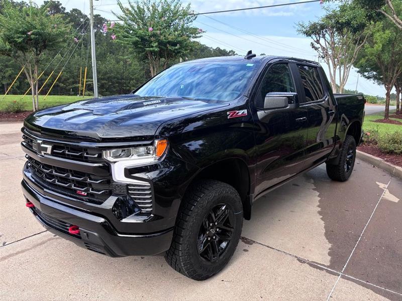 Chevrolet Silverado 1500 Trail Boss LT Crew Cab 4WD 2026