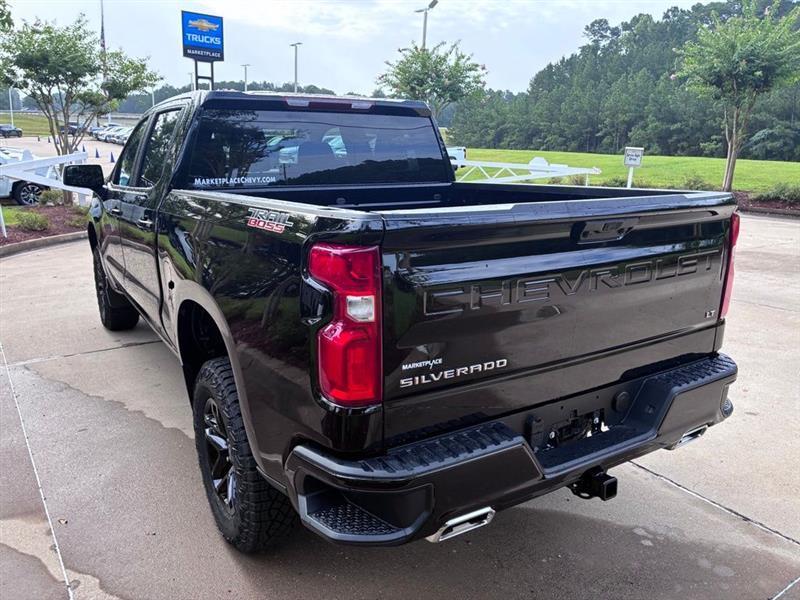 Chevrolet Silverado 1500 Trail Boss LT Crew Cab 4WD 2026