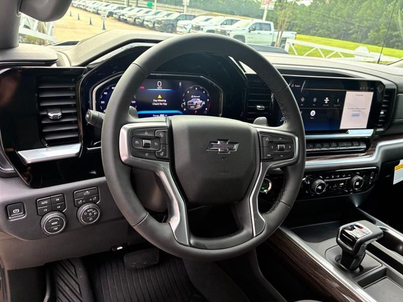 Chevrolet Silverado 1500 Trail Boss LT Crew Cab 4WD 2026