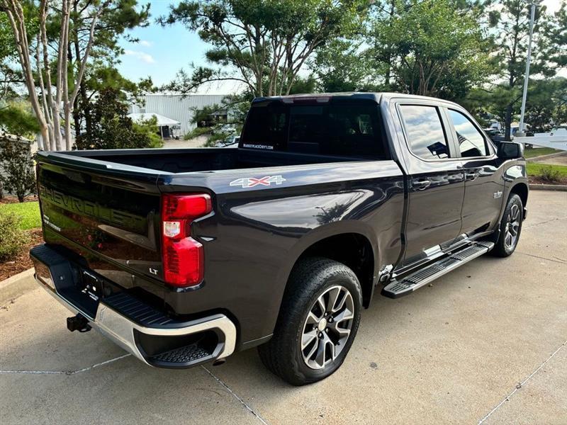 Chevrolet Silverado 1500 LT Crew Cab 4WD 2022