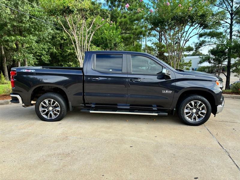 Chevrolet Silverado 1500 LT Crew Cab 4WD 2022