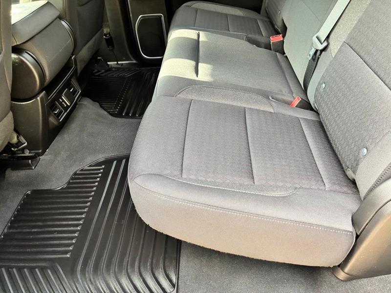 Chevrolet Silverado 1500 LT Crew Cab 4WD 2022