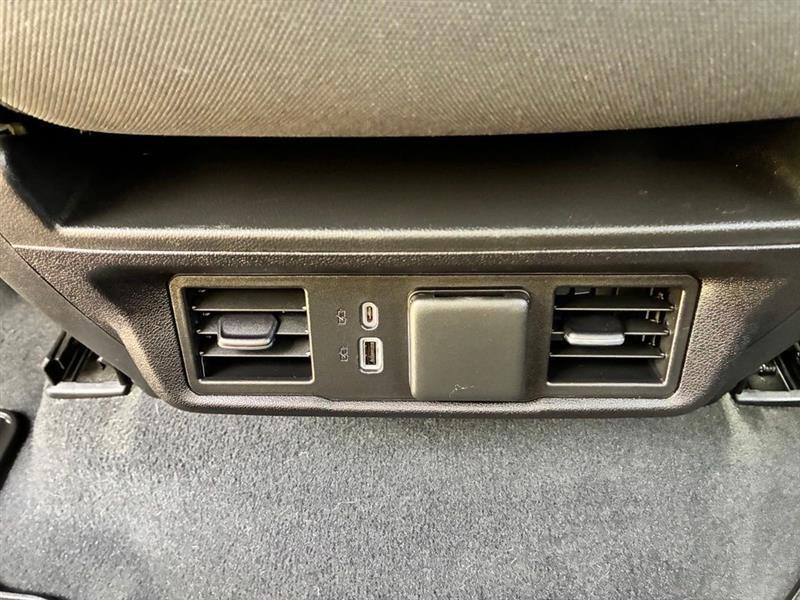 Chevrolet Silverado 1500 LT Crew Cab 4WD 2022