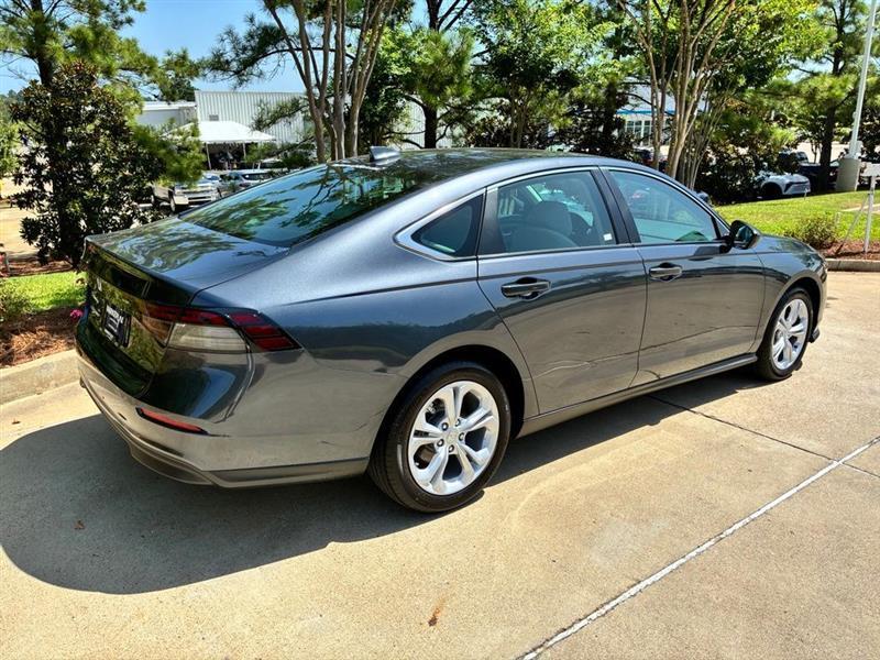 Honda Accord LX 2025