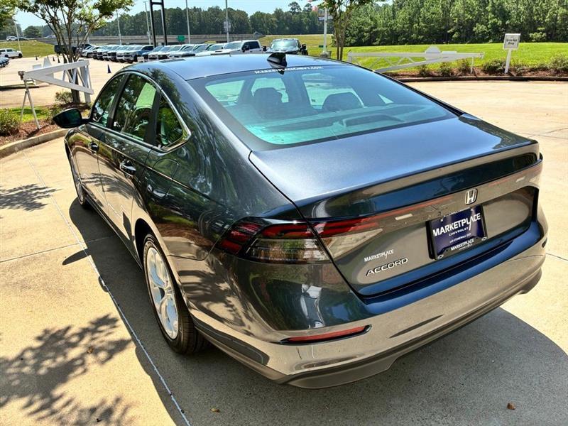 Honda Accord LX 2025