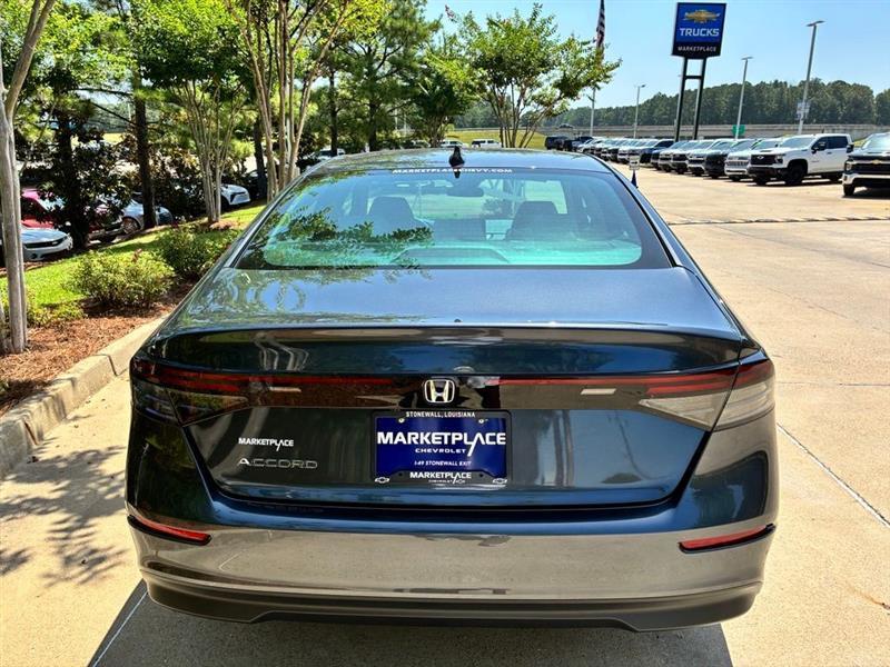Honda Accord LX 2025