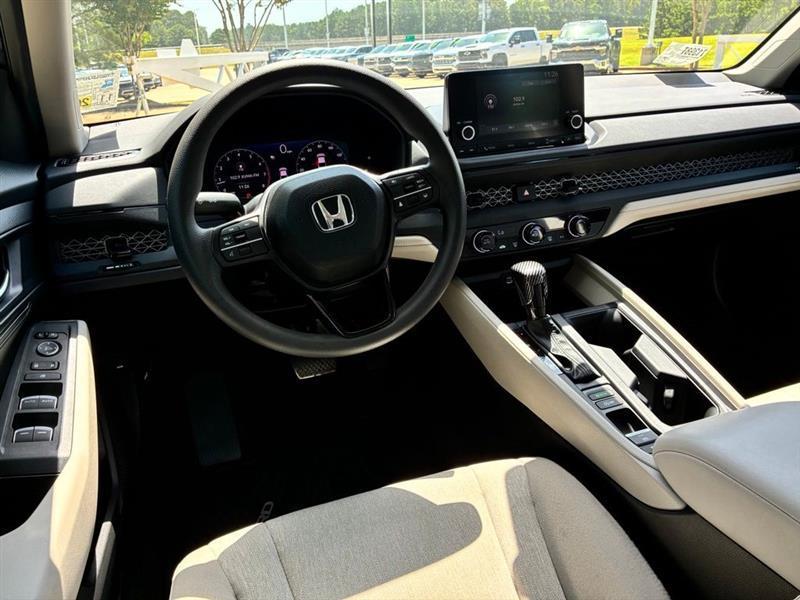 Honda Accord LX 2025