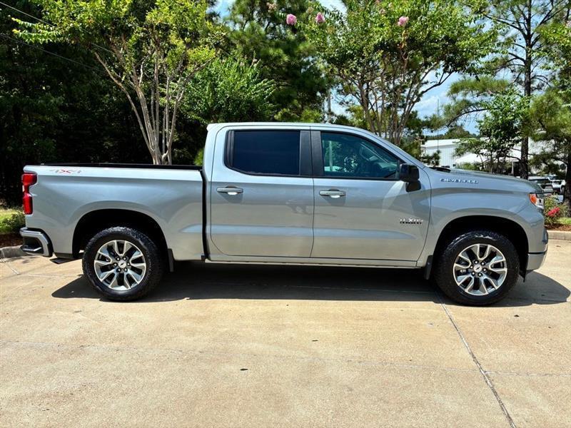 Chevrolet Silverado 1500 RST Crew Cab 4WD 2026
