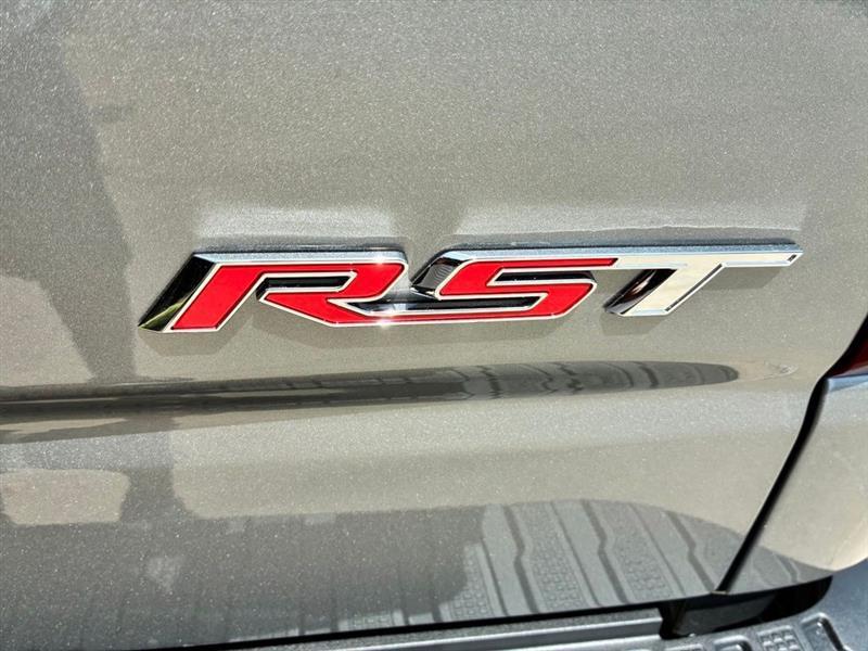 Chevrolet Silverado 1500 RST Crew Cab 4WD 2026