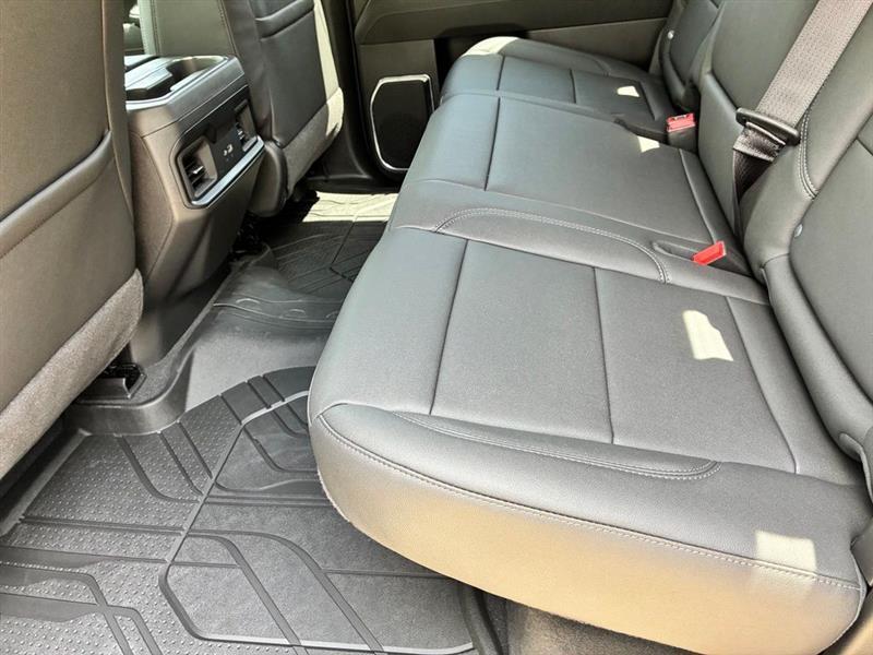Chevrolet Silverado 1500 RST Crew Cab 4WD 2026