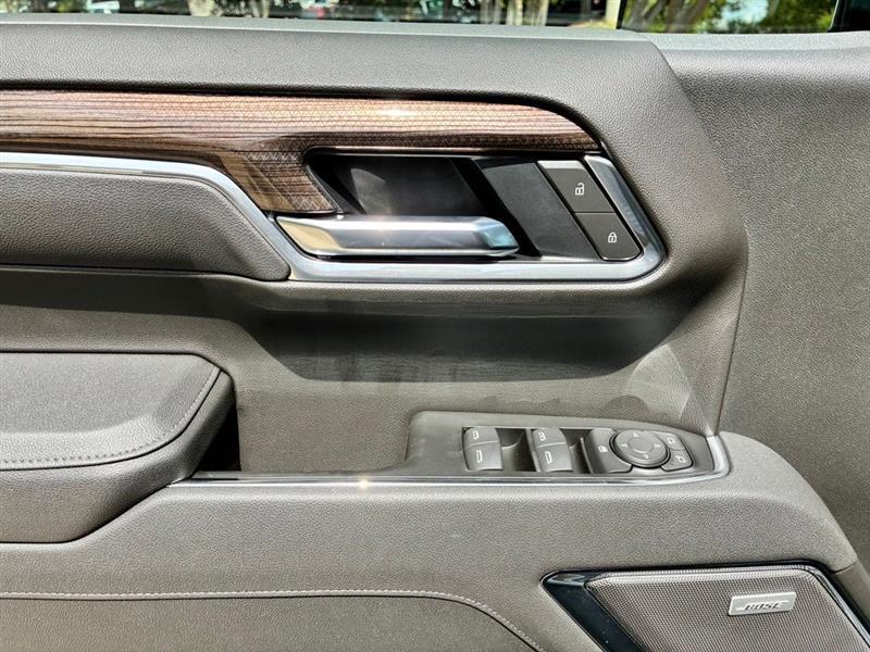 Chevrolet Silverado 1500 RST Crew Cab 4WD 2026