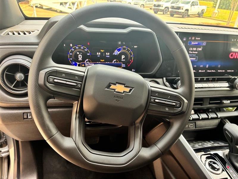 Chevrolet Colorado Work Truck Crew Cab 4WD 2026