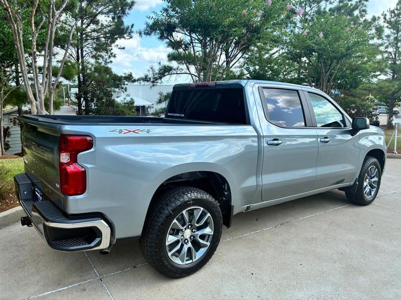 Chevrolet Silverado 1500 LT-L Crew Cab 4WD 2026