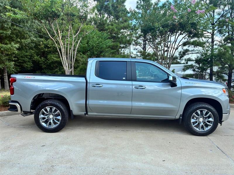 Chevrolet Silverado 1500 LT-L Crew Cab 4WD 2026