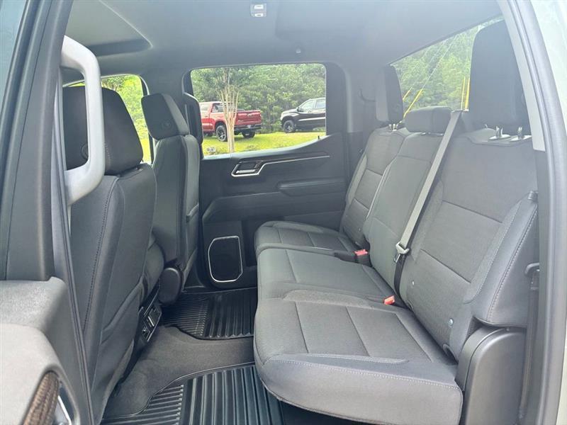 Chevrolet Silverado 1500 LT-L Crew Cab 4WD 2026