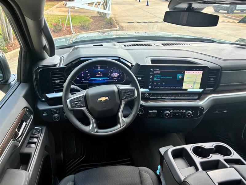 Chevrolet Silverado 1500 LT-L Crew Cab 4WD 2026