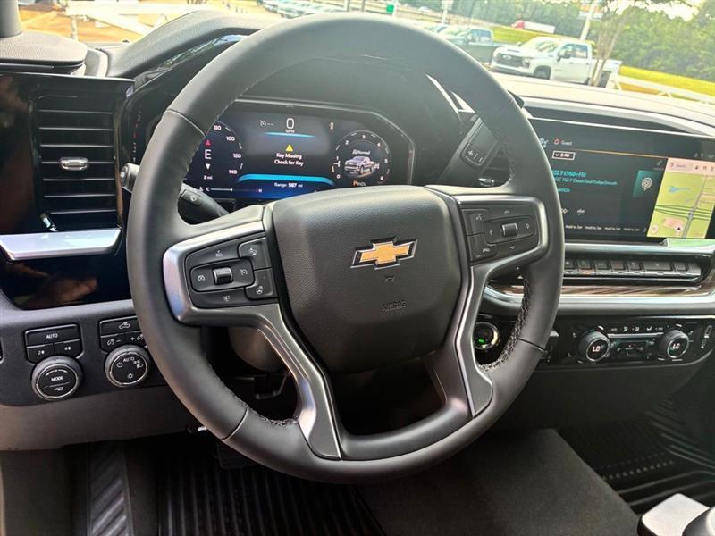 Chevrolet Silverado 1500 LT-L Crew Cab 4WD 2026