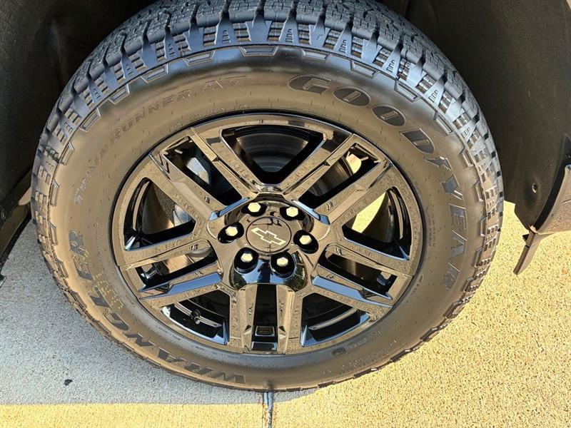 Chevrolet Silverado 1500 RST Select Package Crew Cab 4WD 2026