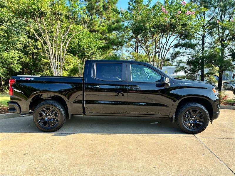 Chevrolet Silverado 1500 RST Select Package Crew Cab 4WD 2026