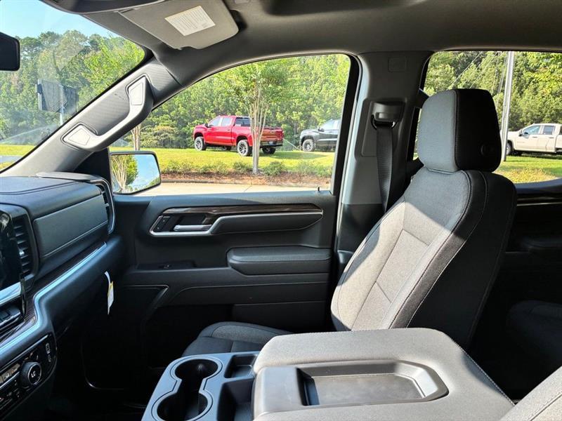 Chevrolet Silverado 1500 RST Select Package Crew Cab 4WD 2026