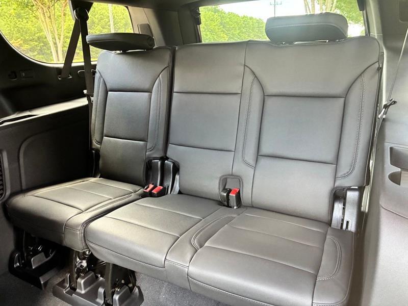 Chevrolet Suburban Z71 2026