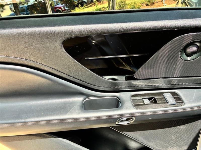 Lincoln Aviator Reserve AWD 2020