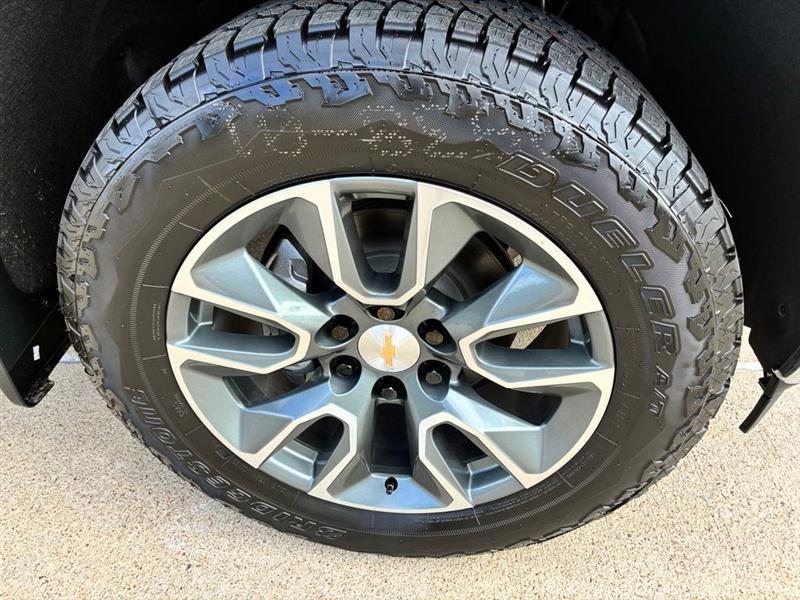 Chevrolet Silverado 1500 LT Crew Cab 4WD 2026