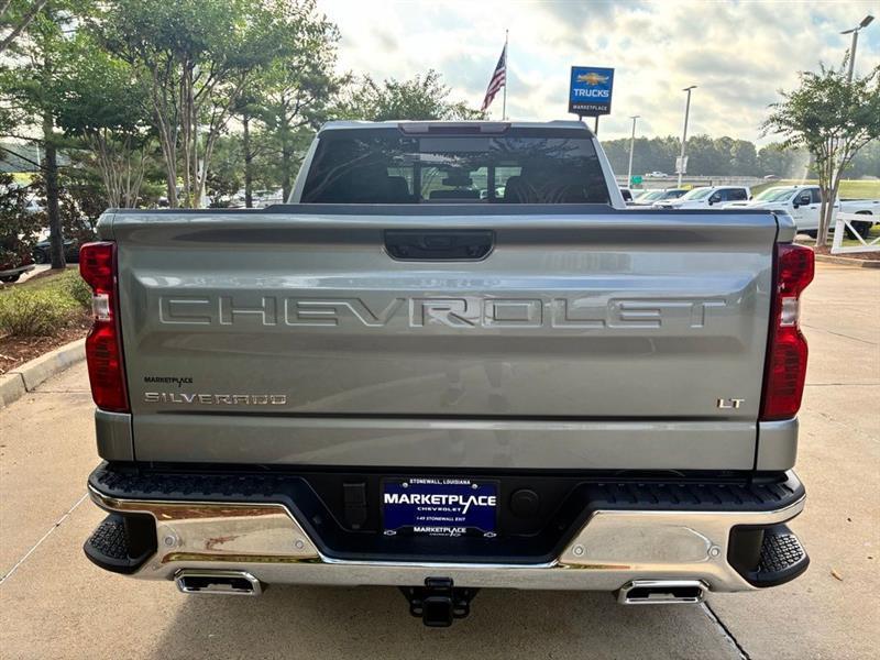 Chevrolet Silverado 1500 LT Crew Cab 4WD 2026