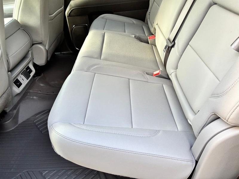 Chevrolet Silverado 1500 LT Crew Cab 4WD 2026