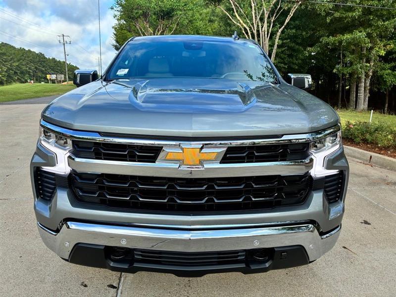 Chevrolet Silverado 1500 LT Crew Cab 4WD 2026