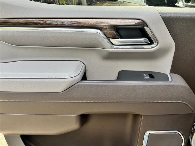 Chevrolet Silverado 1500 LT Crew Cab 4WD 2026