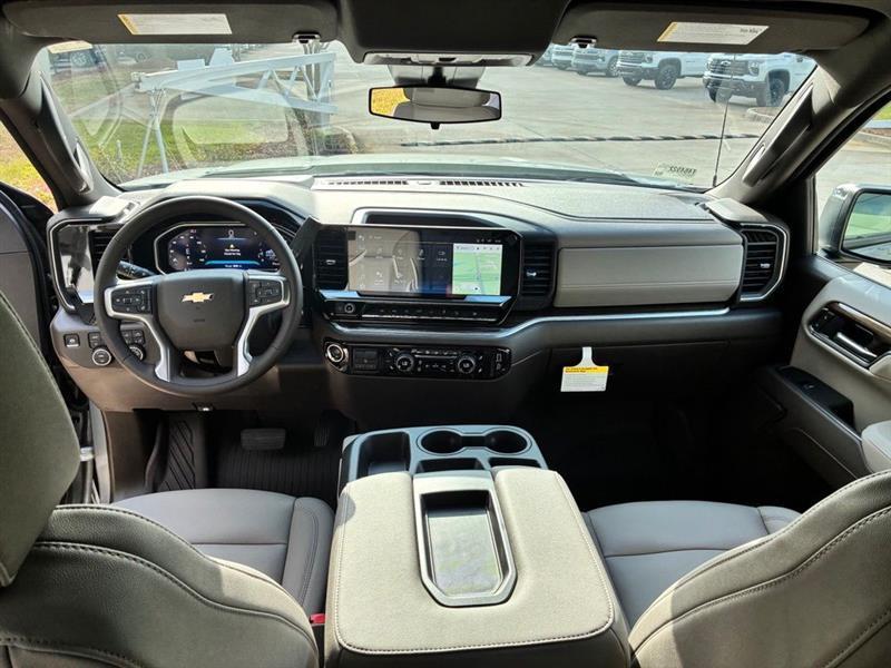 Chevrolet Silverado 1500 LT Crew Cab 4WD 2026